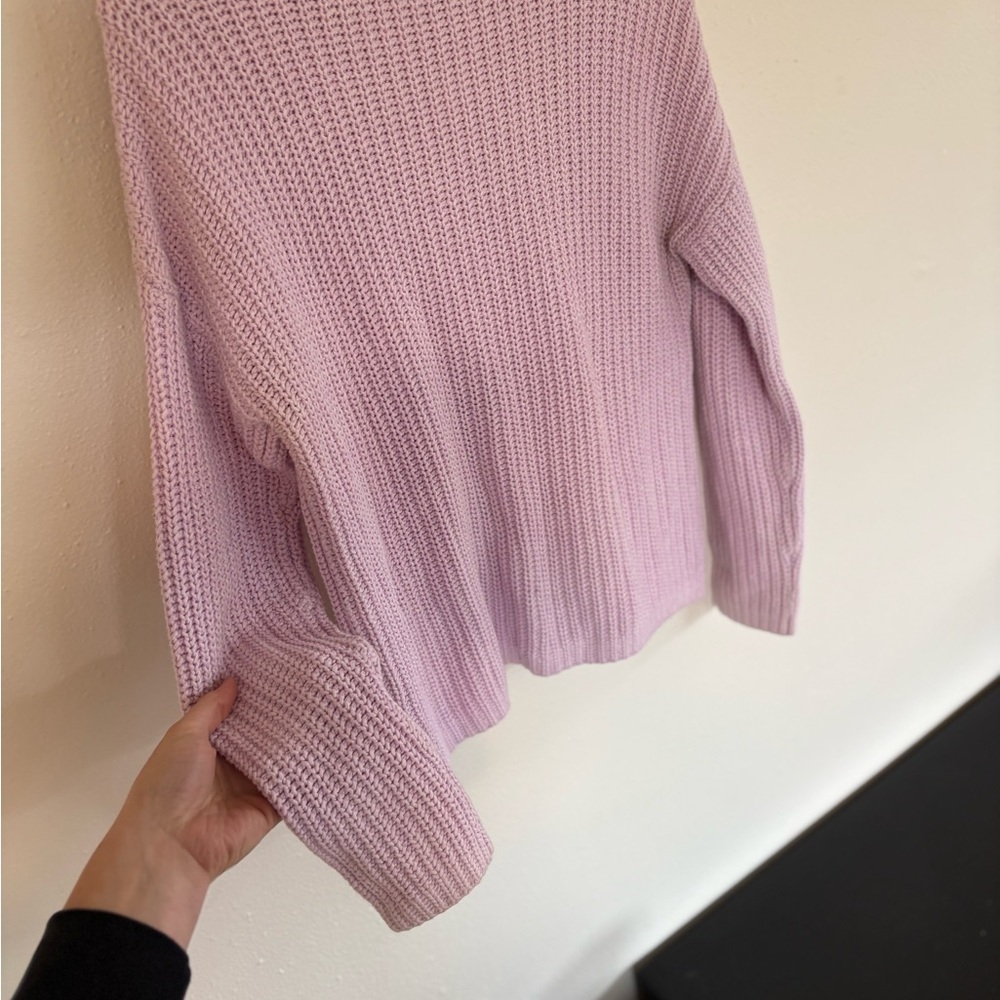 GAP Women's Light Purple Crew Neck Sweater L - Picture 8 of 8